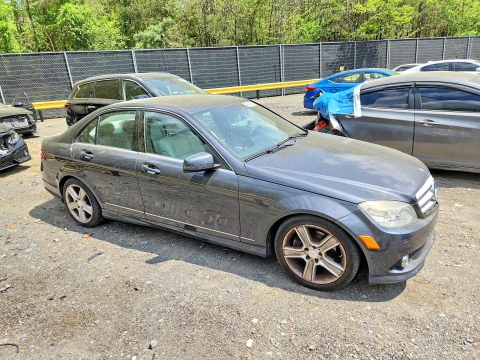 2010 Mercedes-benz C მანქანა იყიდება აუქციონზე, vin: WDDGF8BB1AR104204, აუქციონის ნომერი: 49917946