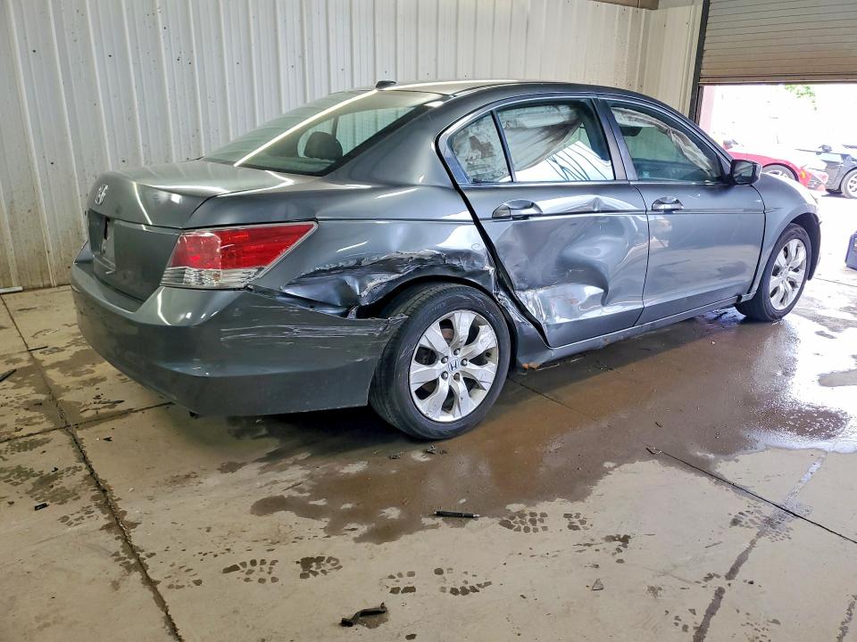 2008 Honda Accord მანქანა იყიდება აუქციონზე, vin: 1HGCP268X8A049439, აუქციონის ნომერი: 51619906