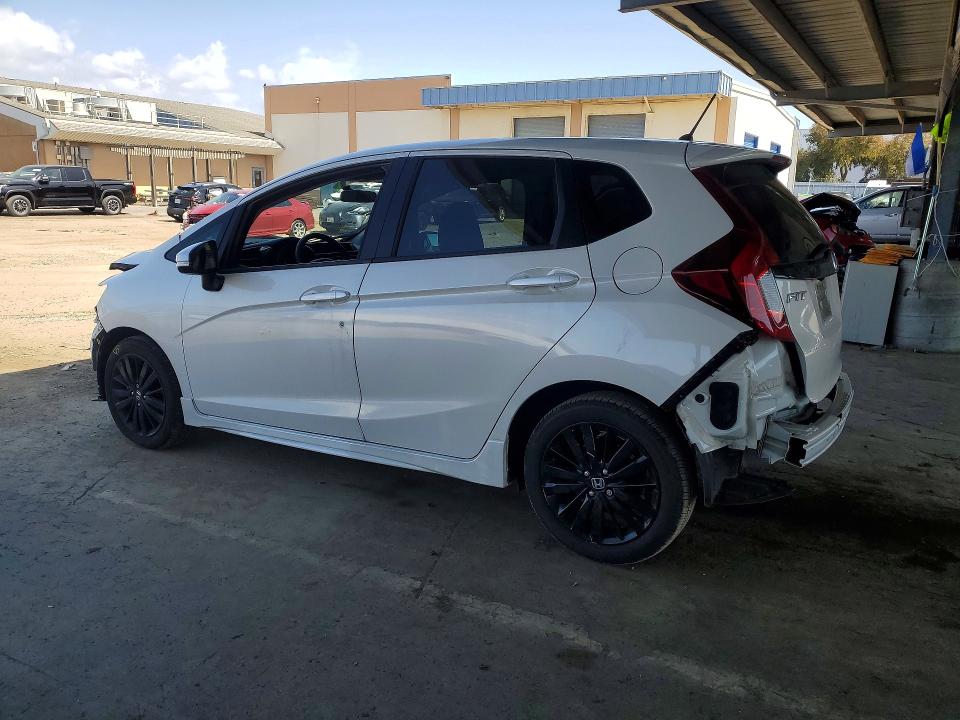 Продажа на аукционе авто 2020 Honda Fit, vin: 3HGGK5H63LM727425, номер лота: 51472726
