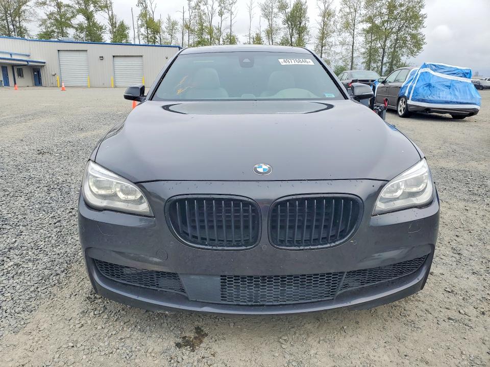 2013 Bmw 750 მანქანა იყიდება აუქციონზე, vin: WBAYE8C57DD133456, აუქციონის ნომერი: 49776846