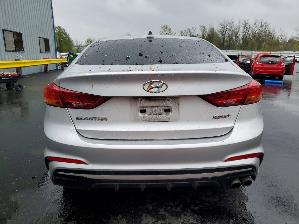 50084026 :رقم المزاد ، KMHD04LBXJU503644 vin ، 2018 Hyundai Elantra مزاد بيع
