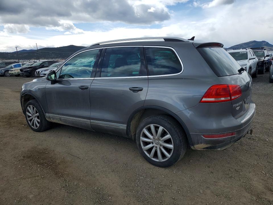 49994546 :رقم المزاد ، WVGFF9BP3BD002243 vin ، 2011 Volkswagen Touareg مزاد بيع
