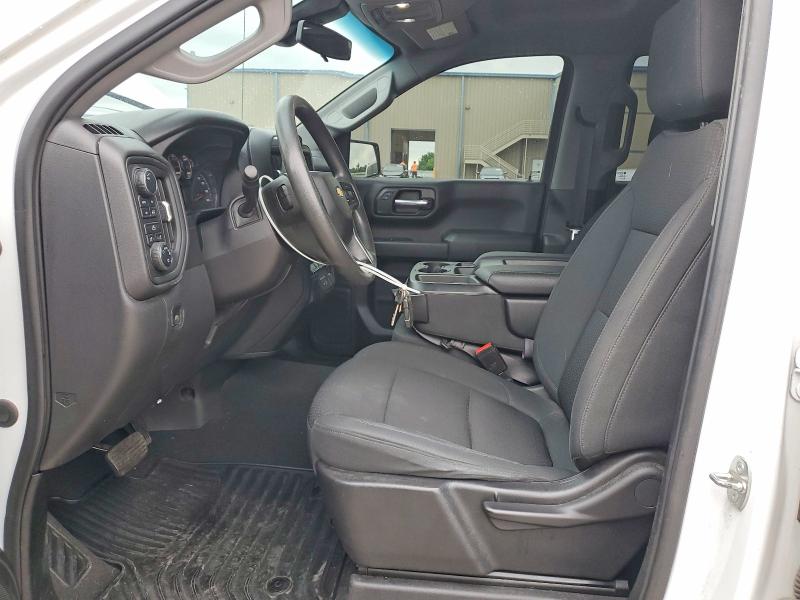 51266426 :رقم المزاد ، 3GCPYBEK1MG443921 vin ، 2021 Chevrolet Silverado مزاد بيع
