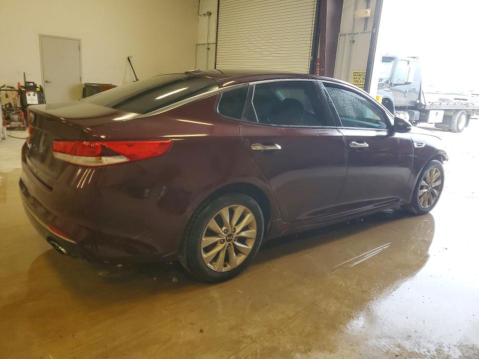 Продаж на аукціоні авто 2018 Kia Optima, vin: 5XXGT4L37JG271463, номер лоту: 51685966