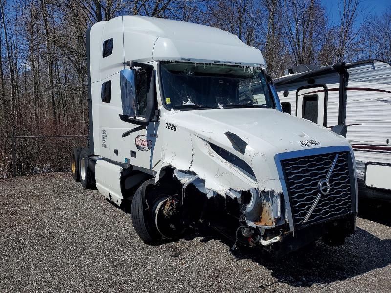 Продаж на аукціоні авто 2023 Volvo Vnl, vin: 4V4NC9EH4PN320424, номер лоту: 48260436