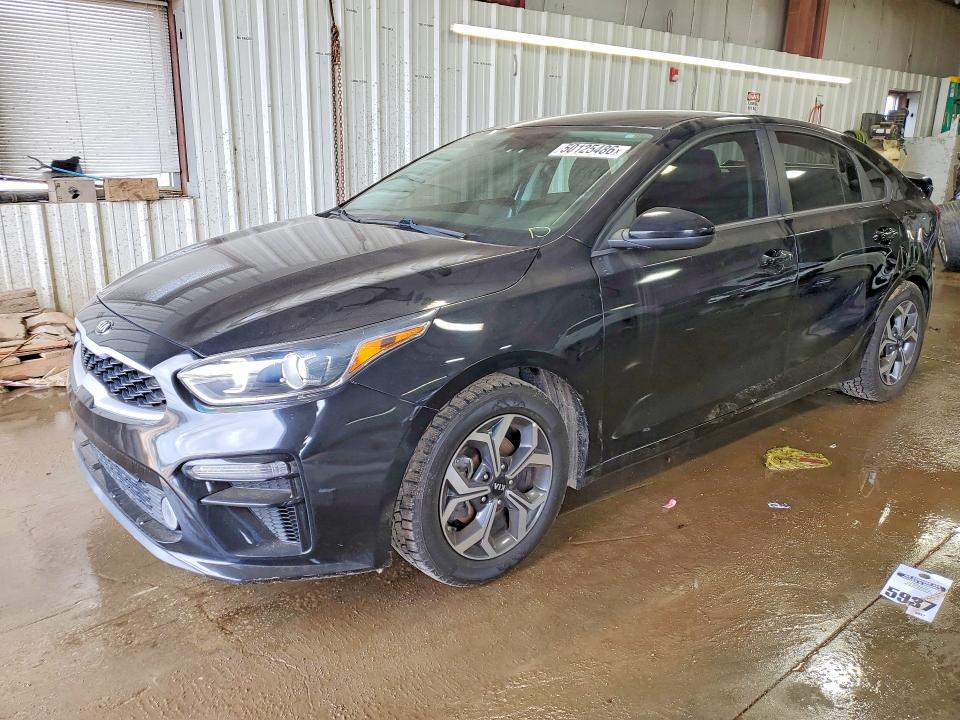 2020 Kia Forte მანქანა იყიდება აუქციონზე, vin: 3KPF24AD7LE151670, აუქციონის ნომერი: 50125486