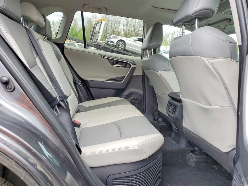 49994126 :رقم المزاد ، 4T3D6RFV1MU044257 vin ، 2021 Toyota Rav4 مزاد بيع