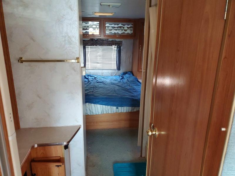 1997 Coachmen Rv Recreational Vehicle (rv) მანქანა იყიდება აუქციონზე, vin: 3FCMF53G4VJA18738, აუქციონის ნომერი: 50805766