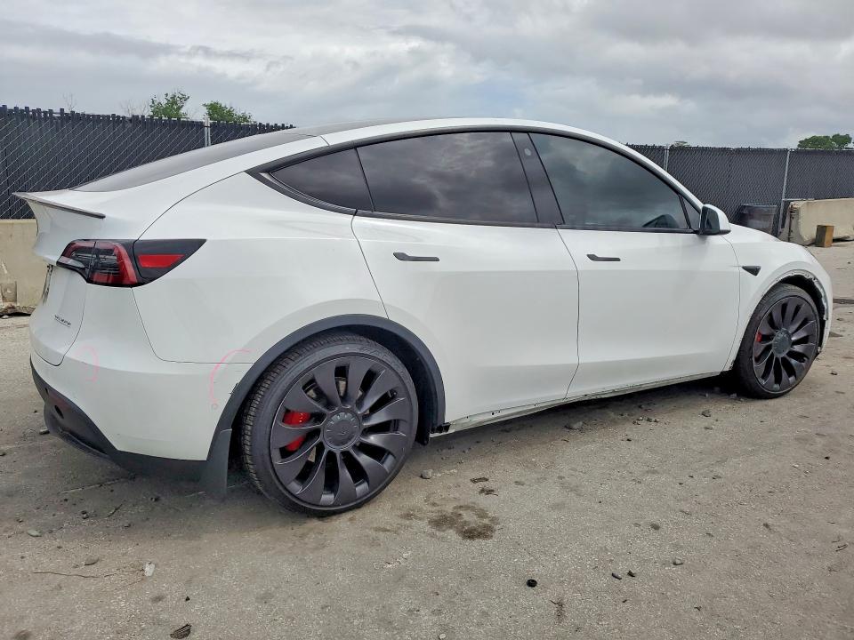 Продаж на аукціоні авто 2021 Tesla Model Y, vin: 5YJYGDEF7MF266416, номер лоту: 49323666