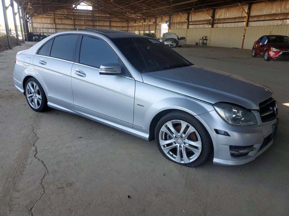 Продажа на аукционе авто 2012 Mercedes-benz C, vin: WDDGF4HBXCA668130, номер лота: 51544616