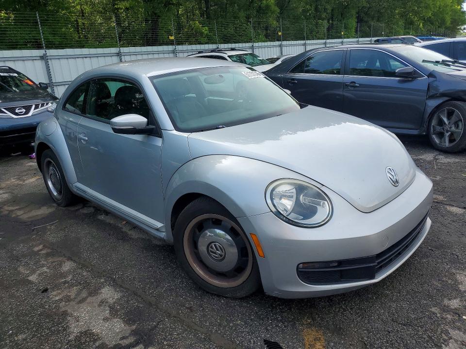 51753316 :رقم المزاد ، 3VWJP7AT6CM601896 vin ، 2012 Volkswagen Beetle مزاد بيع