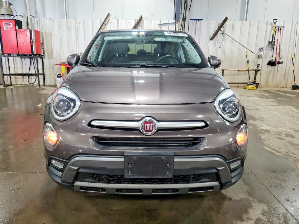 49798816 :رقم المزاد ، ZFBCFYCB8HP518628 vin ، 2017 Fiat 500x مزاد بيع