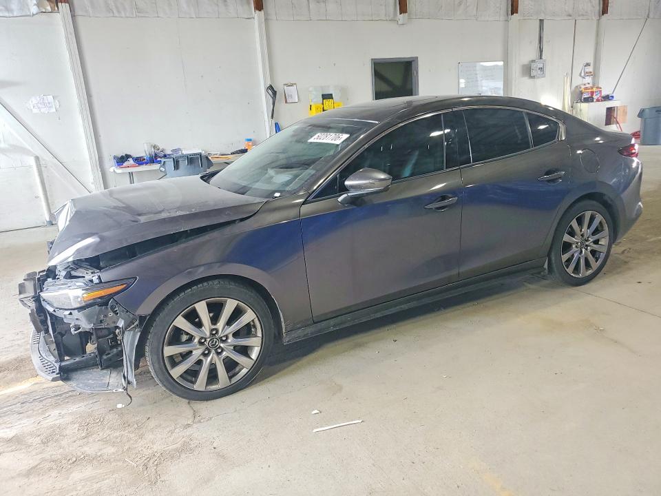 50281706 :رقم المزاد ، 3MZBPBDL4MM251558 vin ، 2021 Mazda 3 مزاد بيع