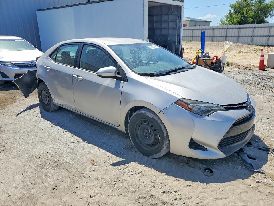 Продажа на аукционе авто 2017 Toyota Corolla, vin: 5YFBURHE3HP570495, номер лота: 51153636