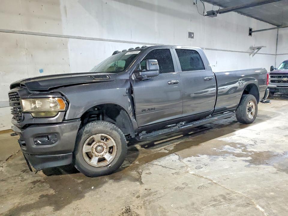 47950326 :رقم المزاد ، 3C63R3HL1PG660497 vin ، 2023 Ram 3500 مزاد بيع