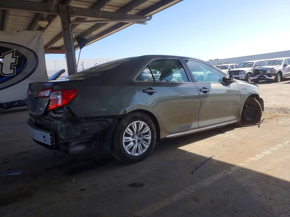 52034056 :رقم المزاد ، 4T1BD1FKXDU069865 vin ، 2013 Toyota Camry Hybrid مزاد بيع
