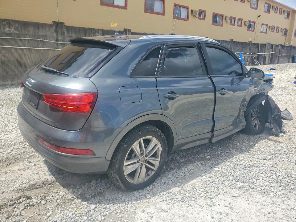 50527316 :رقم المزاد ، WA1BCCFS8JR029067 vin ، 2018 Audi Q3 مزاد بيع