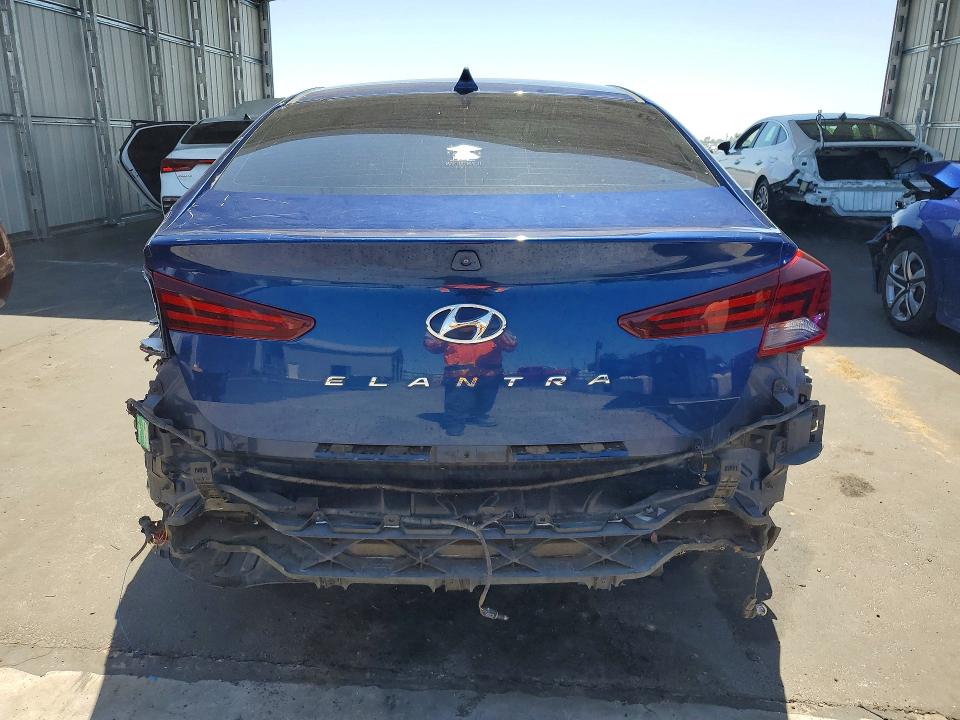 51832916 :رقم المزاد ، 5NPD84LF8KH436179 vin ، 2019 Hyundai Elantra مزاد بيع