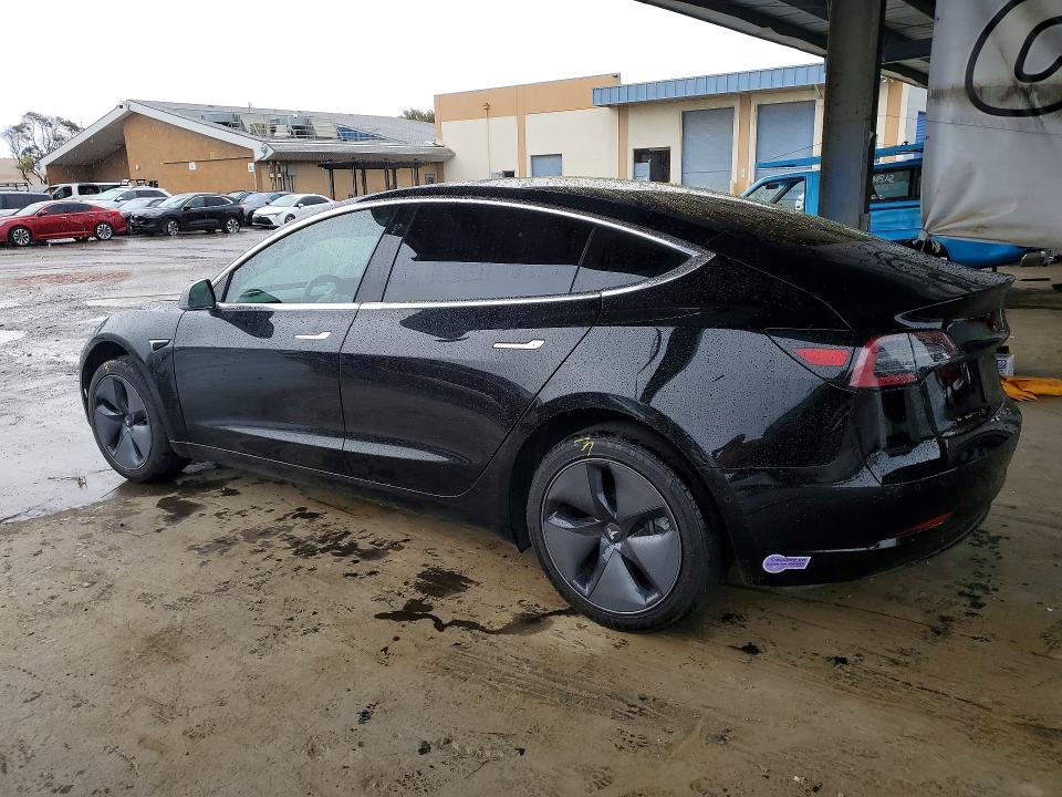Продажа на аукционе авто 2018 Tesla Model 3, vin: 5YJ3E1EA2JF172670, номер лота: 50510996