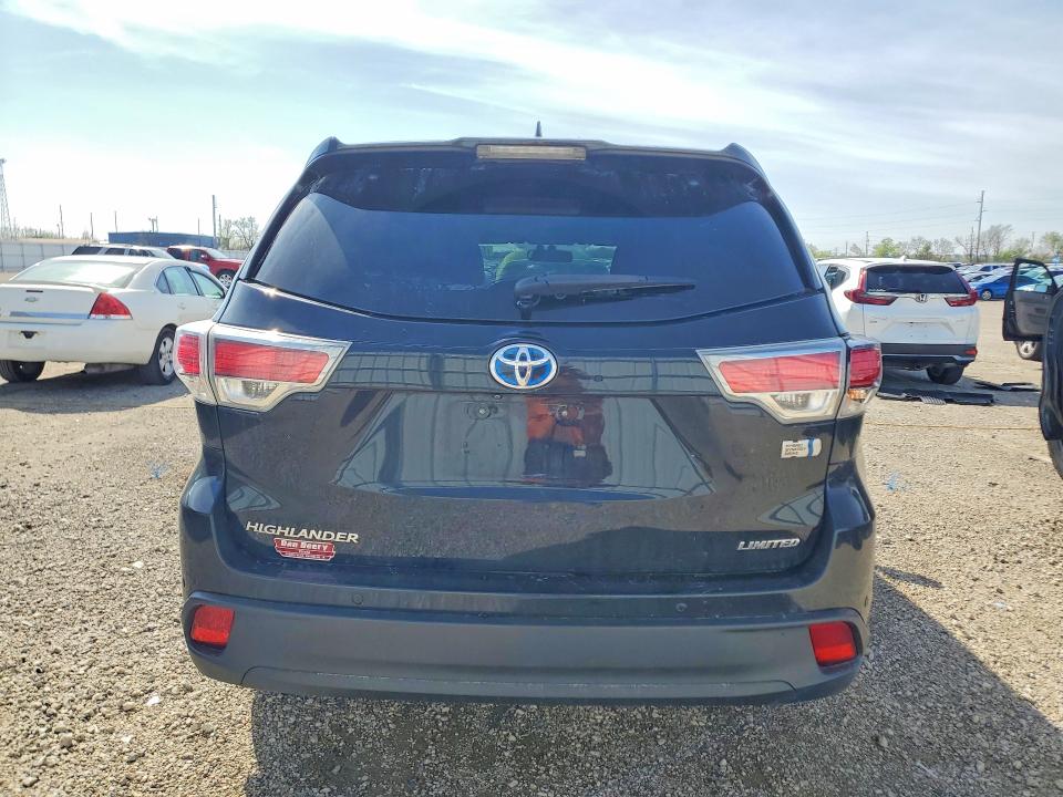Продажа на аукционе авто 2015 Toyota Highlander Hybrid, vin: 5TDDCRFH0FS011354, номер лота: 50629346