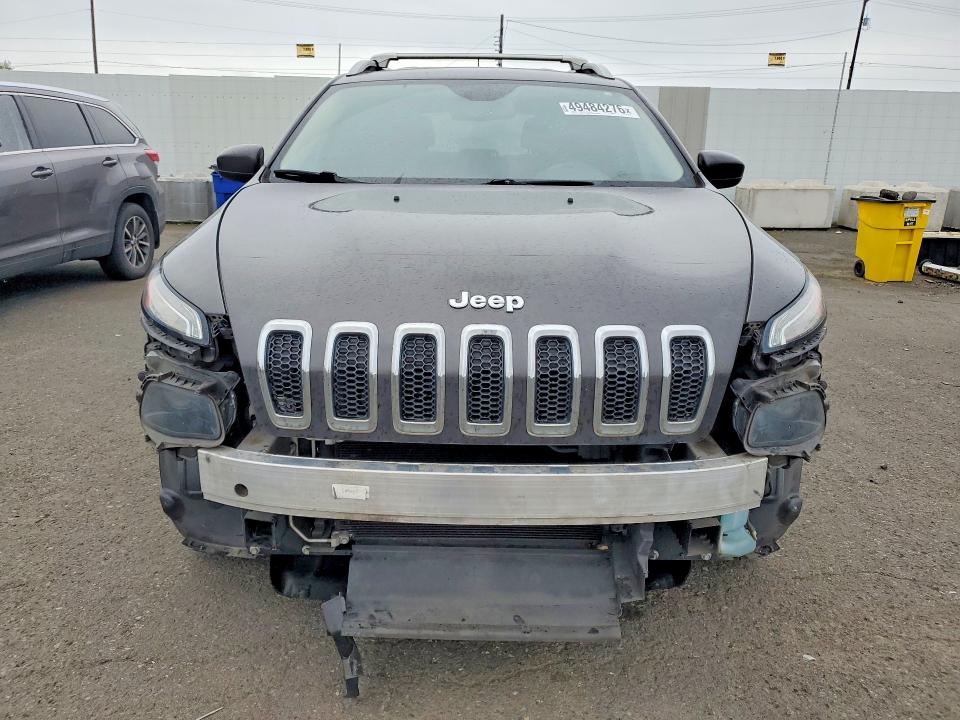 49484276 :رقم المزاد ، 1C4PJLCB7GW374185 vin ، 2016 Jeep Cherokee مزاد بيع