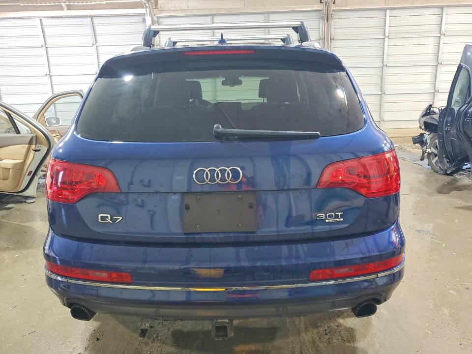 Продажа на аукционе авто 2015 Audi Q7, vin: WA1LGAFE9FD027632, номер лота: 50401096