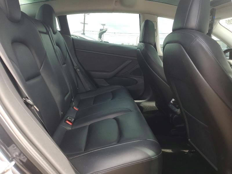 2018 Tesla Model 3 მანქანა იყიდება აუქციონზე, vin: 5YJ3E1EB7JF185262, აუქციონის ნომერი: 47702326