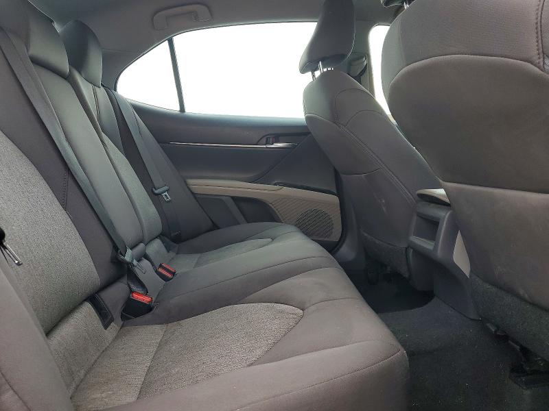 2018 Toyota Camry მანქანა იყიდება აუქციონზე, vin: 4T1B11HK7JU663363, აუქციონის ნომერი: 49599126