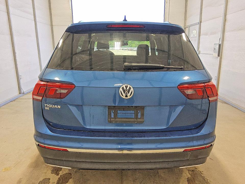 Продажа на аукционе авто 2020 Volkswagen Tiguan, vin: 3VV3B7AX2LM113964, номер лота: 79464895