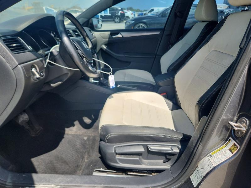 51120366 :رقم المزاد ، 3VWD17AJ7GM326462 vin ، 2016 Volkswagen Jetta مزاد بيع