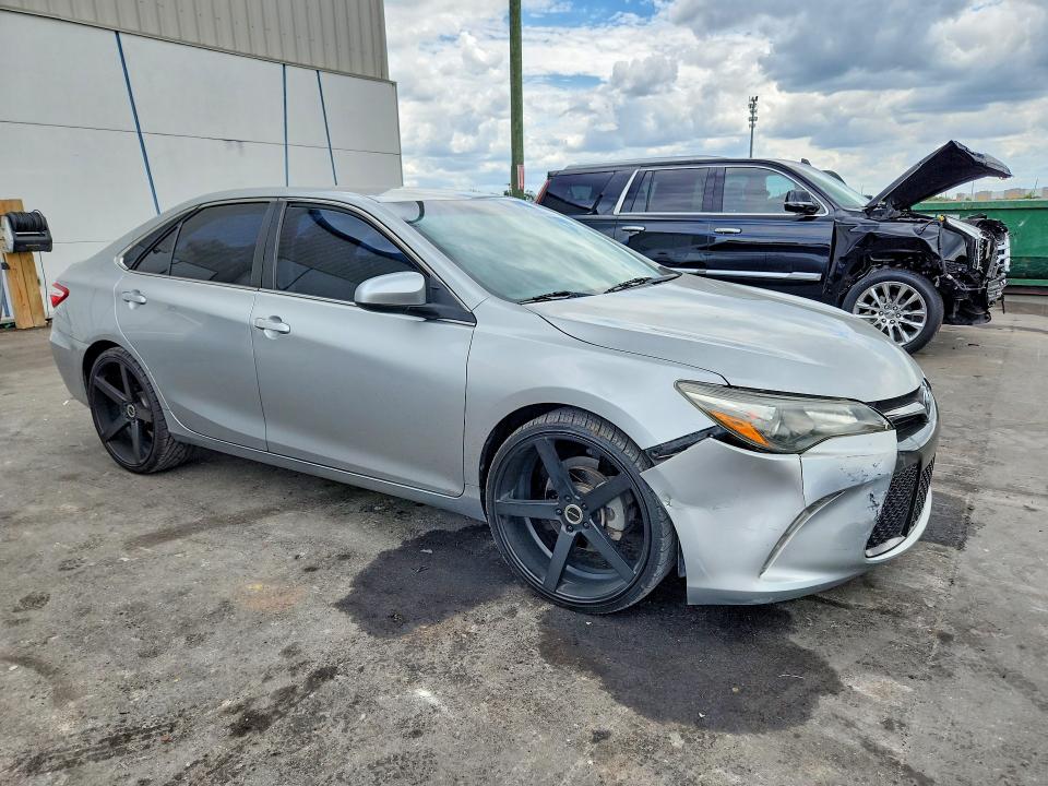 50367806 :رقم المزاد ، 4T1BF1FK0GU239505 vin ، 2016 Toyota Camry مزاد بيع
