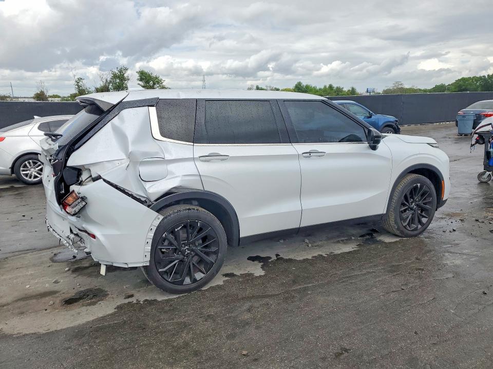 48468966 :رقم المزاد ، JA4J3UA89PZ040682 vin ، 2023 Mitsubishi Outlander مزاد بيع