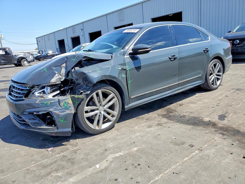 Auction sale of the 2017 Volkswagen Passat, vin: 1VWDT7A31HC062640, lot number: 49889216