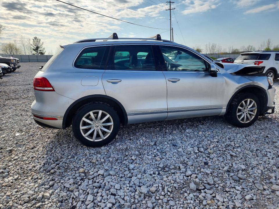 50438396 :رقم المزاد ، WVGEF9BP7FD002831 vin ، 2015 Volkswagen Touareg مزاد بيع