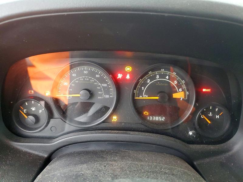 2015 Jeep Patriot მანქანა იყიდება აუქციონზე, vin: 1C4NJPFA9FD157782, აუქციონის ნომერი: 48992496