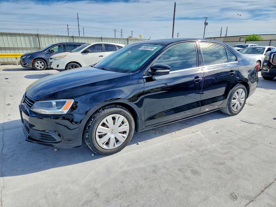 49050156 :رقم المزاد ، 3VWDX7AJ7DM415877 vin ، 2013 Volkswagen Jetta مزاد بيع