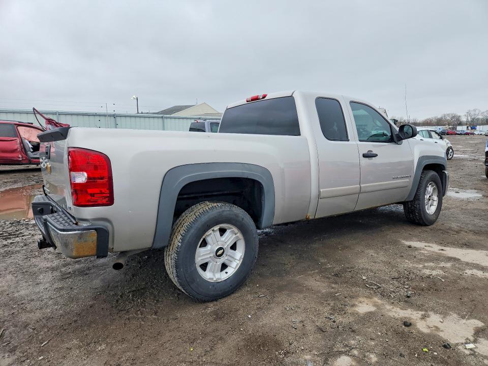 49260426 :رقم المزاد ، 2GCEK19J781317579 vin ، 2008 Chev Silverado مزاد بيع