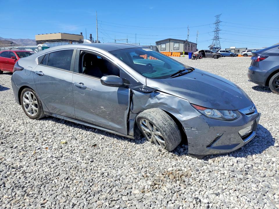 51186516 :رقم المزاد ، 1G1RB6S56JU154065 vin ، 2018 Chevrolet Volt مزاد بيع