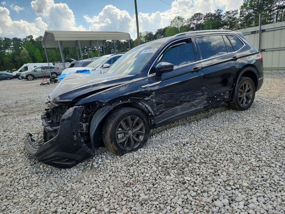 Продажа на аукционе авто 2022 Volkswagen Tiguan, vin: 3VV3B7AX0NM151373, номер лота: 48410426