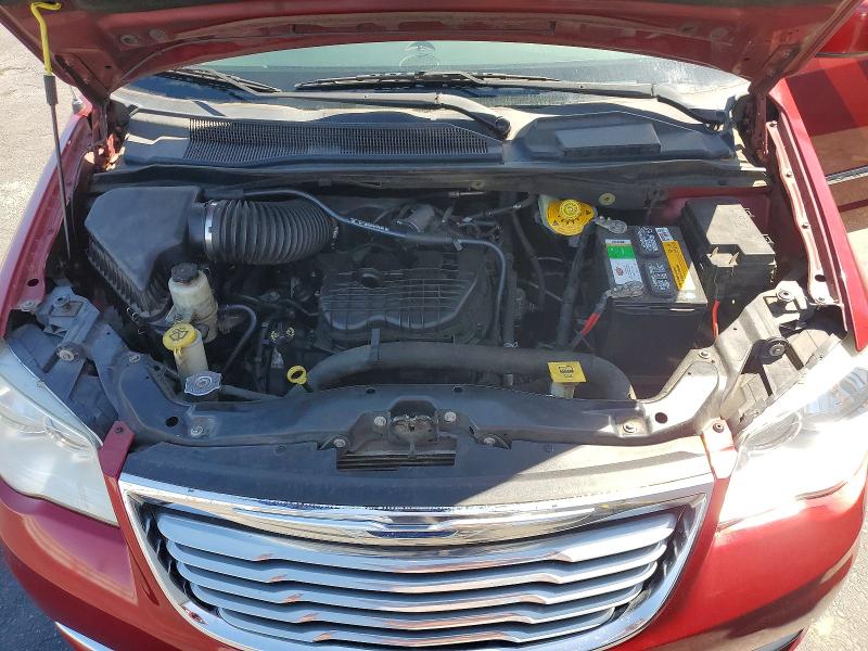2015 Chrysler Town & Country მანქანა იყიდება აუქციონზე, vin: 2C4RC1BG2FR626999, აუქციონის ნომერი: 51038646