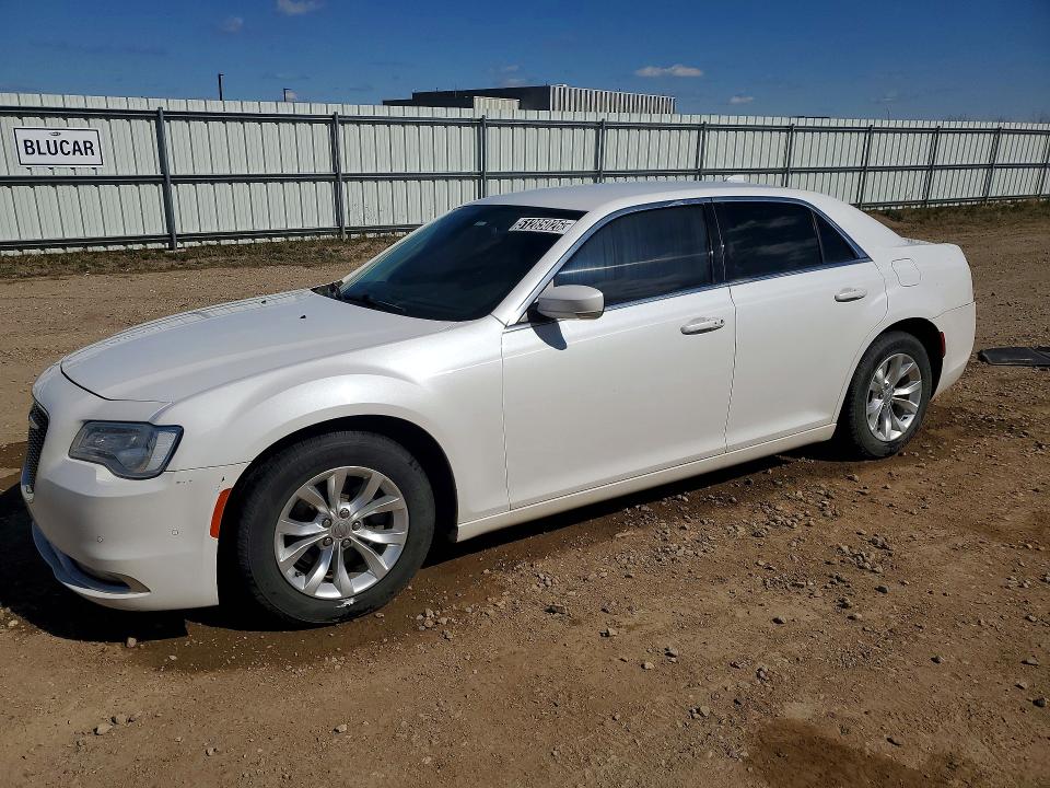 2016 Chrysler 300 მანქანა იყიდება აუქციონზე, vin: 2C3CCAAGXGH233934, აუქციონის ნომერი: 51285026