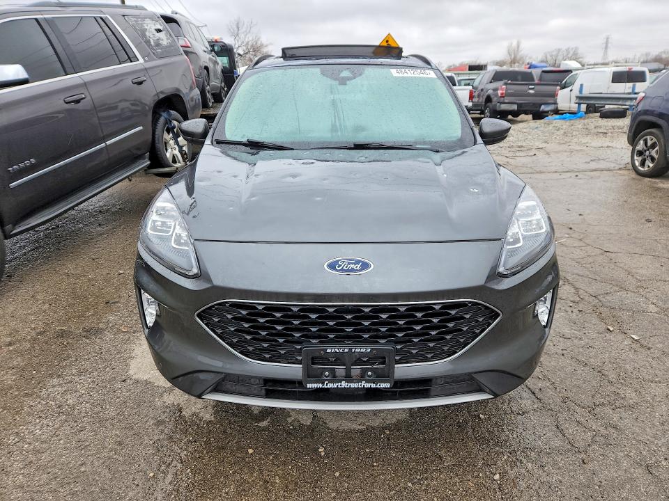48412546 :رقم المزاد ، 1FMCU9J99LUA61391 vin ، 2020 Ford Escape مزاد بيع