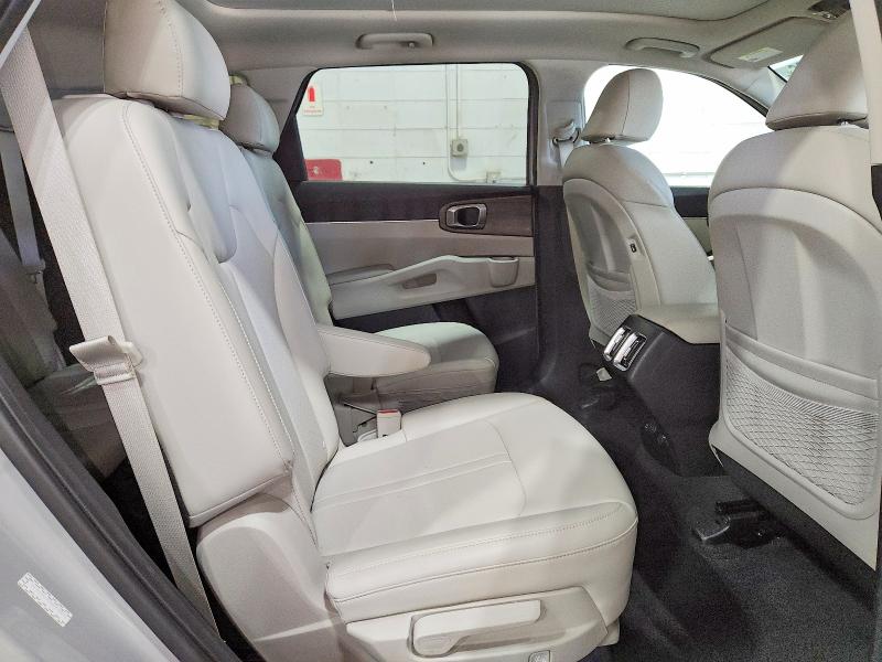 2022 Kia Sorento მანქანა იყიდება აუქციონზე, vin: 5XYRH4LF7NG094578, აუქციონის ნომერი: 49978726