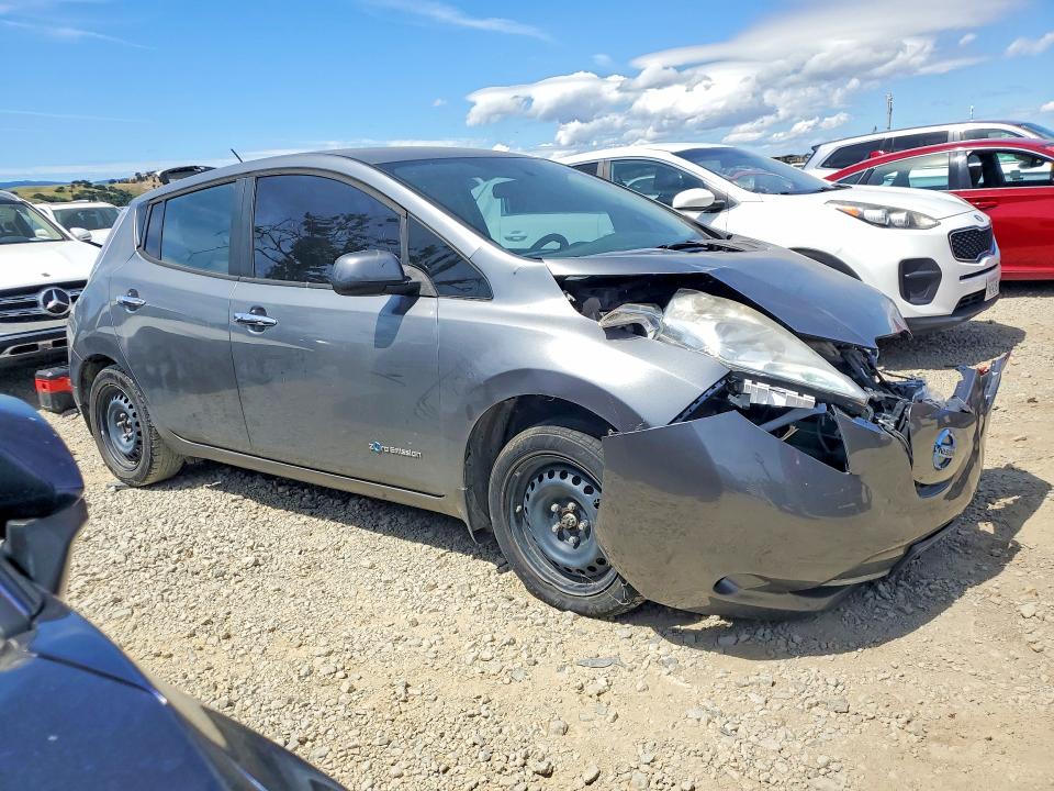 49475366 :رقم المزاد ، 1N4AZ0CP0GC300963 vin ، 2016 Nissan Leaf مزاد بيع