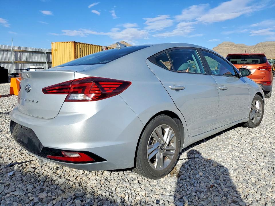 51375506 :رقم المزاد ، KMHD84LF4KU746220 vin ، 2019 Hyundai Elantra مزاد بيع