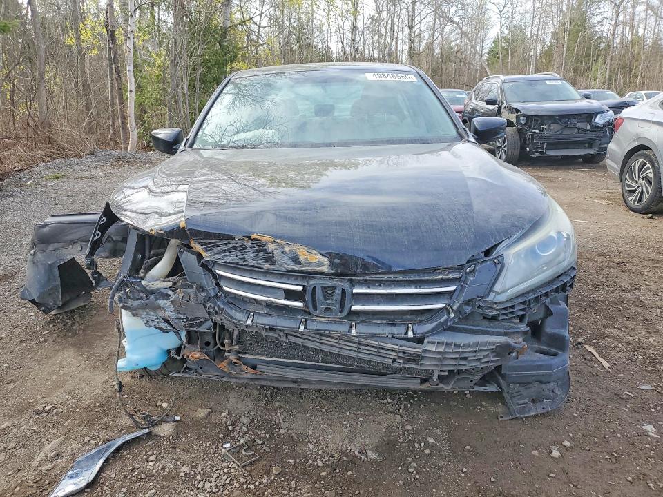 2013 Honda Accord მანქანა იყიდება აუქციონზე, vin: 1HGCR2F33DA806397, აუქციონის ნომერი: 49848556
