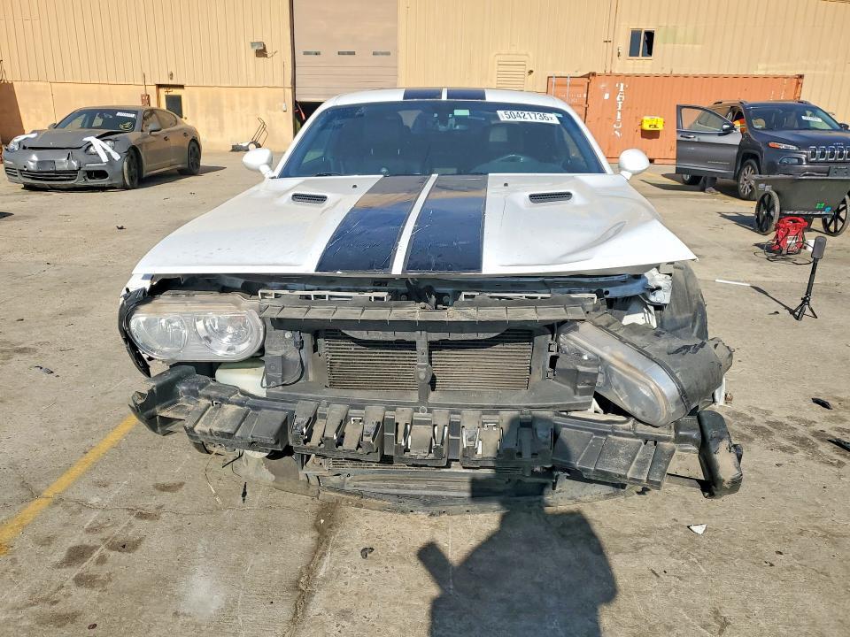 50421736 :رقم المزاد ، 2C3CDYAG1EH310791 vin ، 2014 Dodge Challenger مزاد بيع