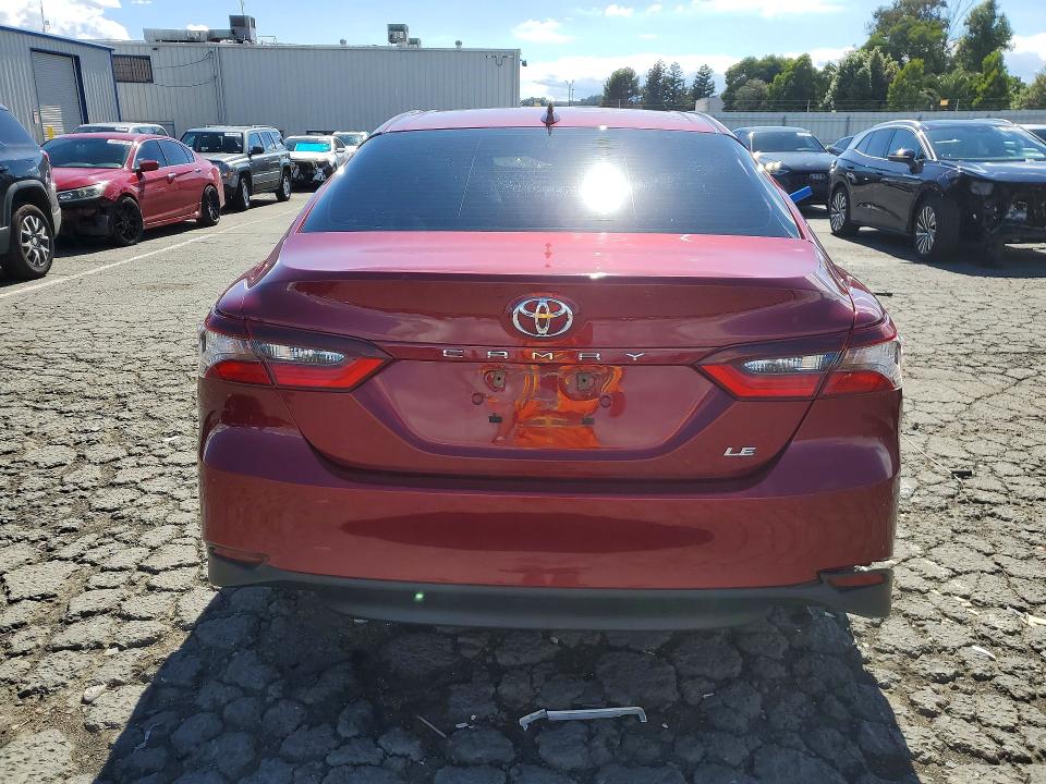 Продаж на аукціоні авто 2021 Toyota Camry, vin: 4T1C11AK9MU468237, номер лоту: 49834726