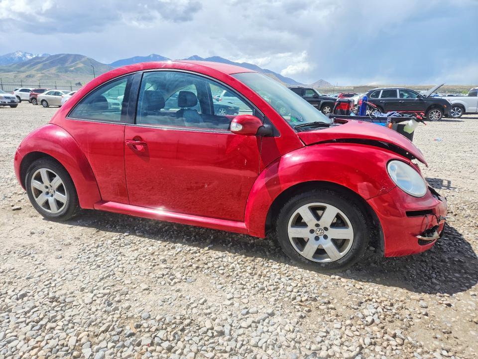 Продаж на аукціоні авто 2010 Volkswagen New Beetle, vin: 3VWPW3AGXAM015014, номер лоту: 49414576