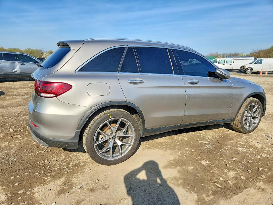 48456456 :رقم المزاد ، W1N0G8EBXLF772097 vin ، 2020 Mercedes-benz Glc مزاد بيع